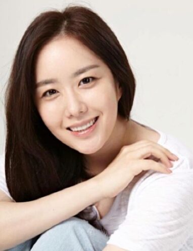 Nice to meet you!  I am an actress, Eunjae Cha ^^