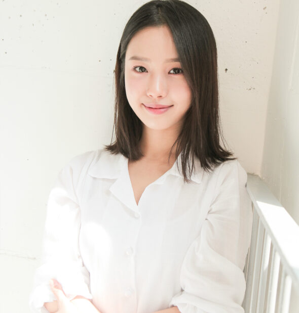 Hi^^ I’m Ko Min-si.